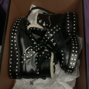 COACH URBAN HICKING BOOT SIZE 5.5